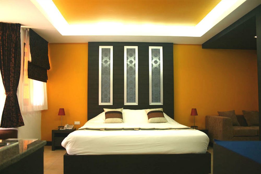 Oasis Inn Bangkok Buitenkant foto